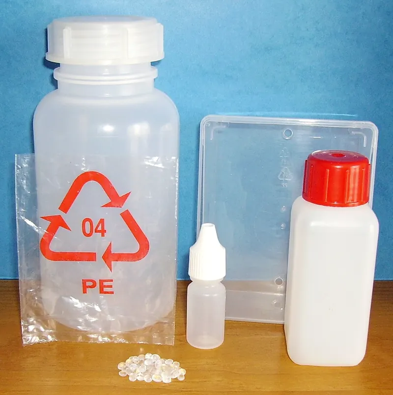 Everyday polyethylene and polypropylene containers and packaging